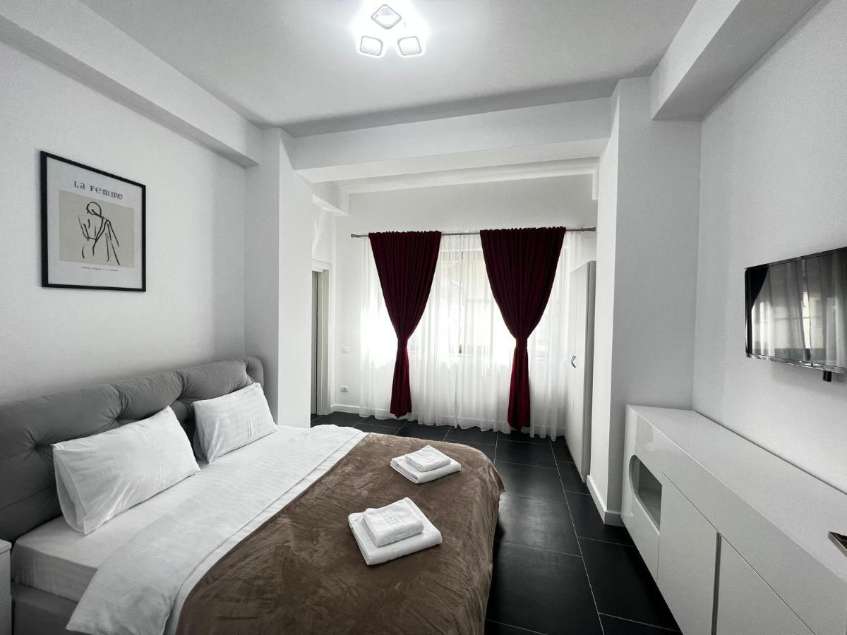Marvellous Aparthotel With Master Apartments Suceava Dış mekan fotoğraf