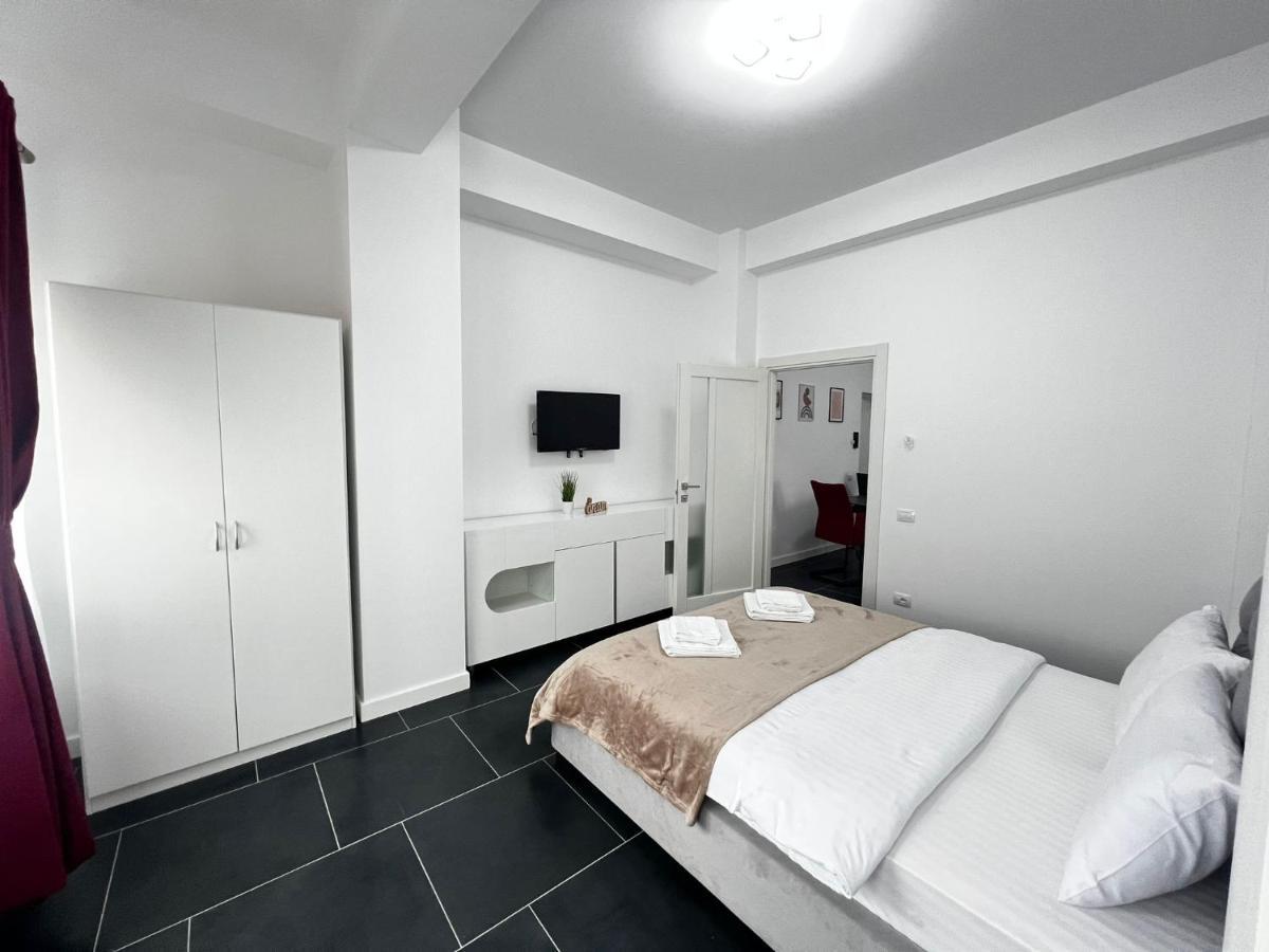 Marvellous Aparthotel With Master Apartments Suceava Dış mekan fotoğraf