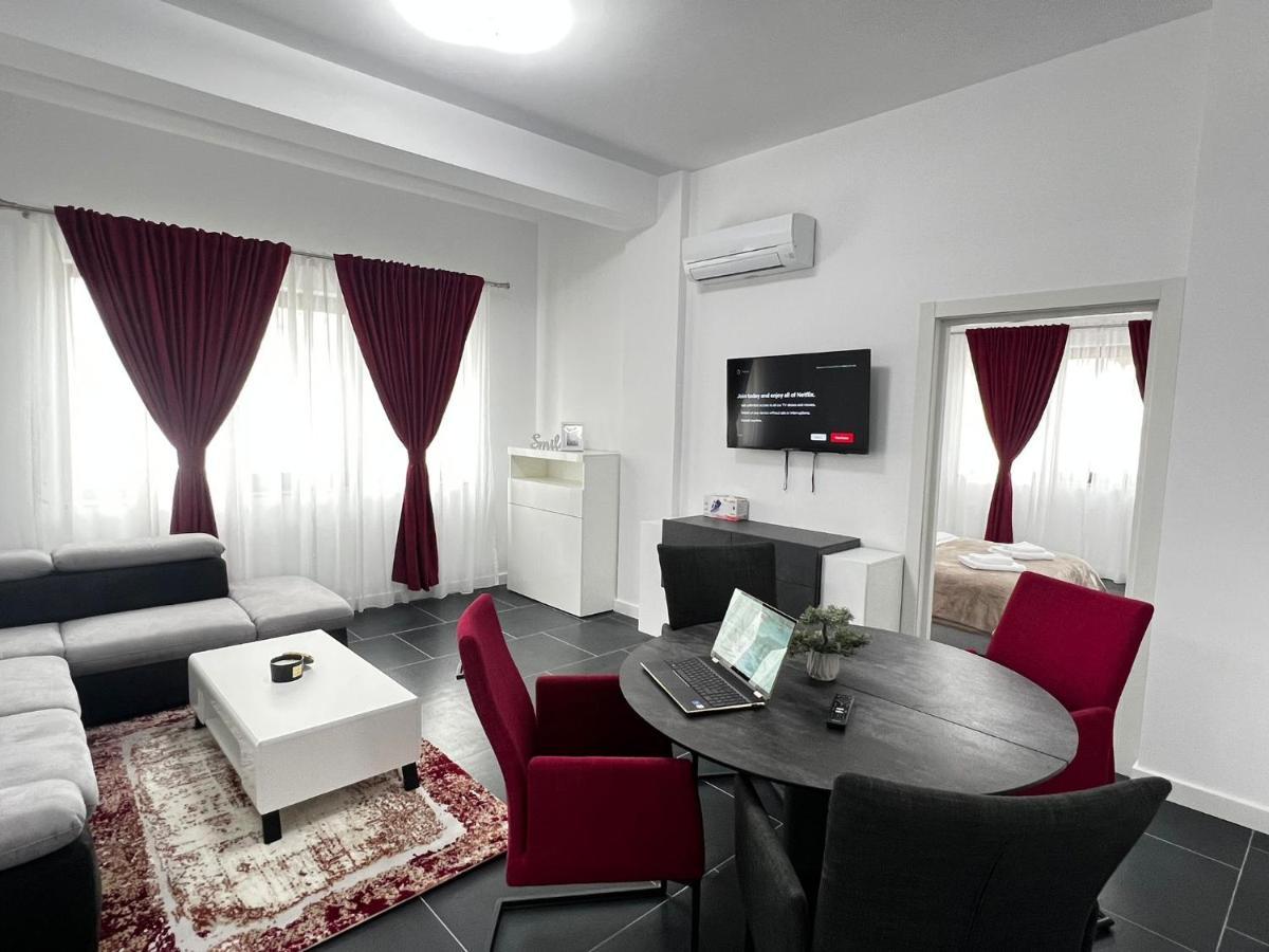 Marvellous Aparthotel With Master Apartments Suceava Dış mekan fotoğraf