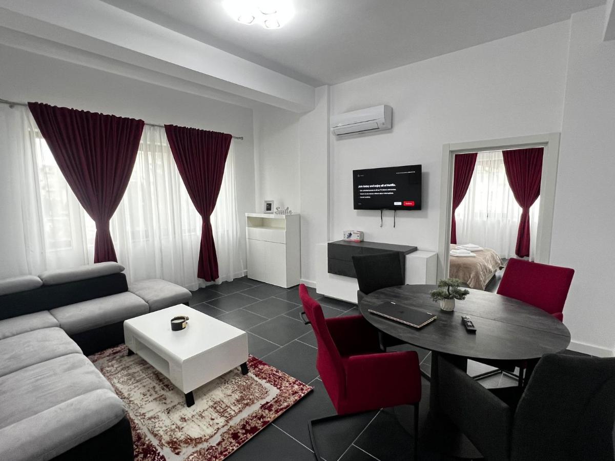 Marvellous Aparthotel With Master Apartments Suceava Dış mekan fotoğraf