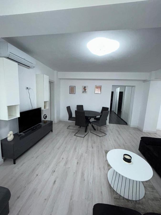 Marvellous Aparthotel With Master Apartments Suceava Dış mekan fotoğraf
